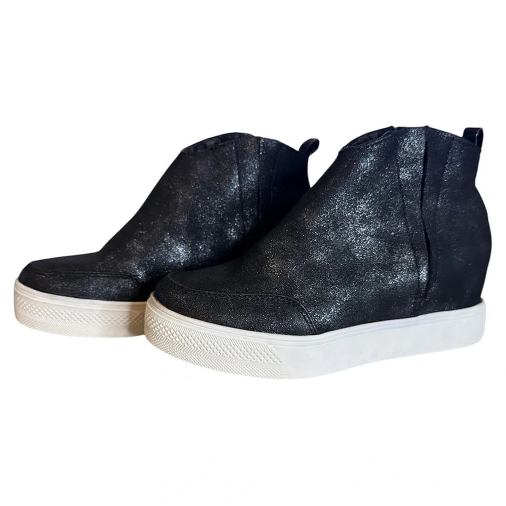 Very G Black Shimmer Wedge Sneaker Booties - Size 7 (NWT)